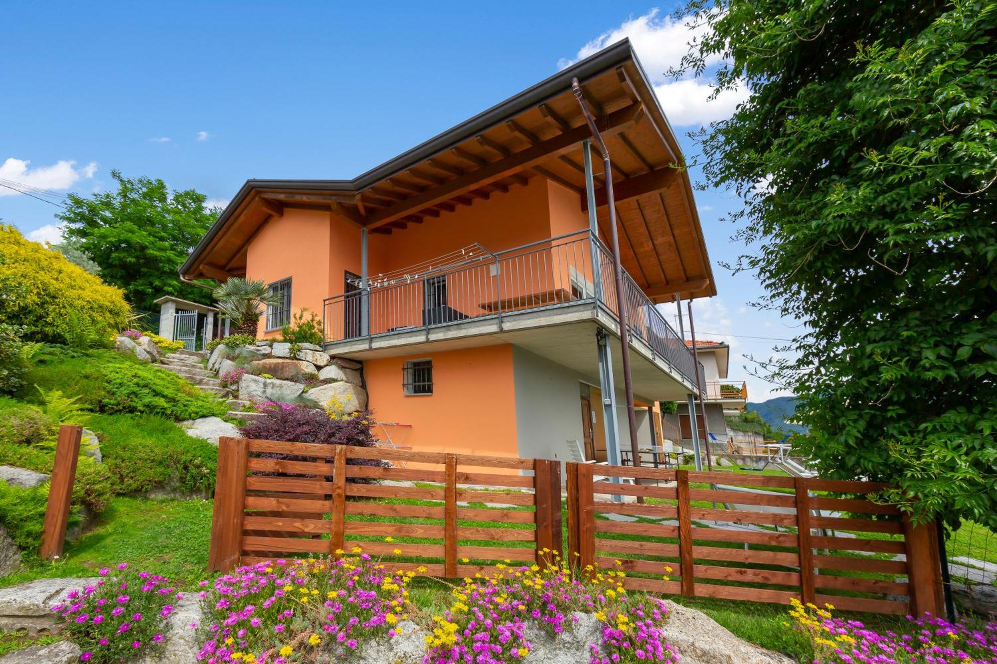 Villa Laura Private Pool And Garden - Happy Rentals Besozzo Εξωτερικό φωτογραφία